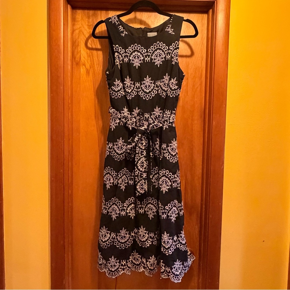 Rabbit Rabbit Rabbit Designs Black White Embroidered Sleeveless Dress Size 8